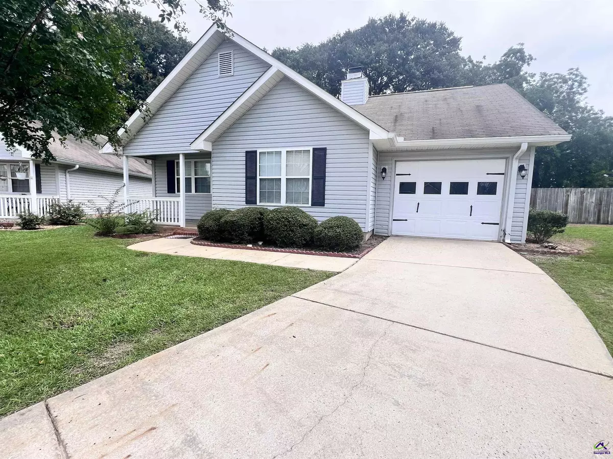Warner Robins, GA 31088,221 Deer Track Court