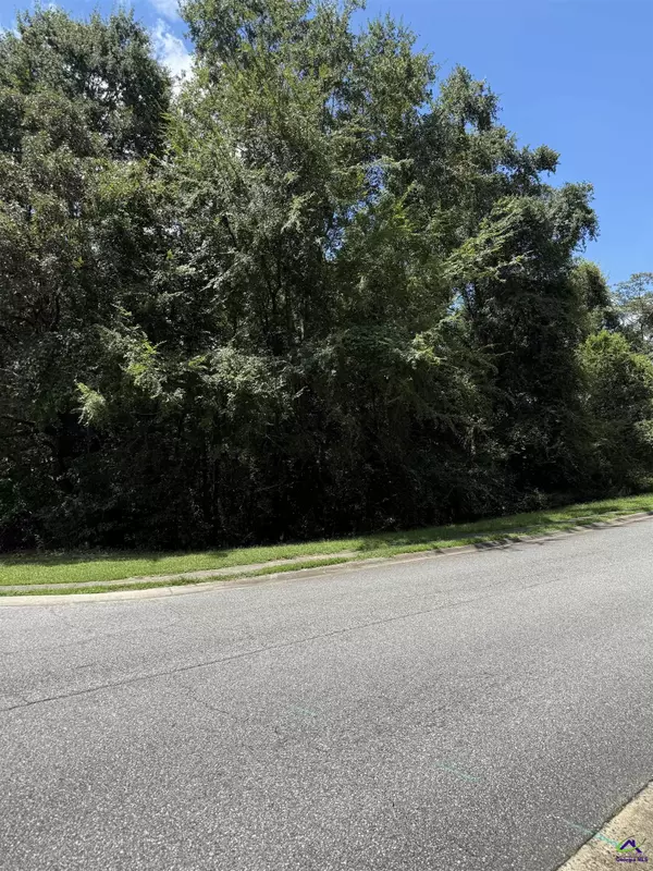 Macon, GA 31216,128 Oakview Club Drive