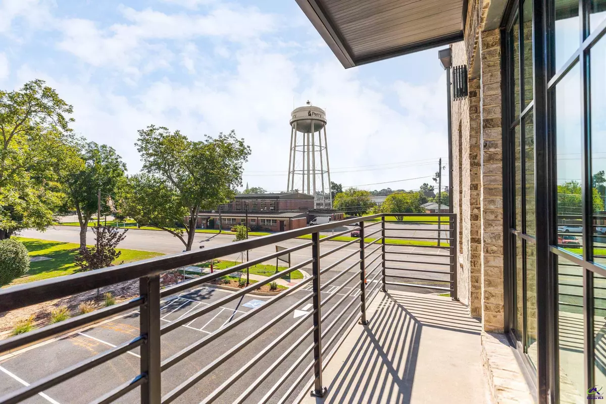 Perry, GA 31069,1009 Northside Drive