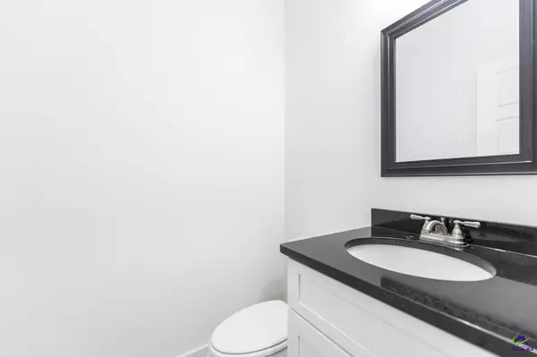 Warner Robins, GA 31088-0000,100 Leisure Pointe Cove