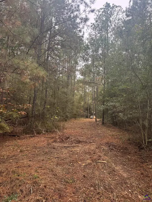 Macon, GA 31211,1965 Deerwood Place