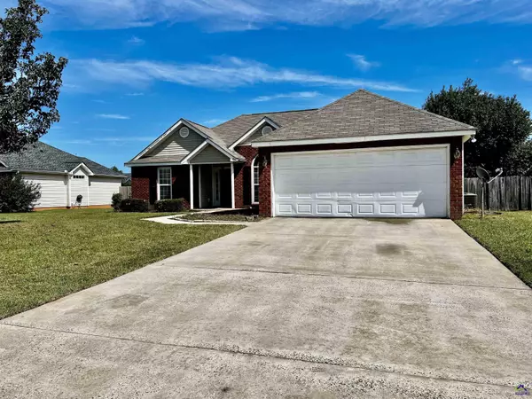 216 Bowens Mill Drive, Bonaire, GA 31005