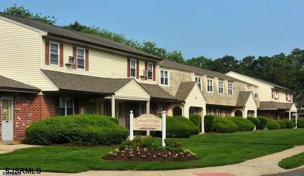 1B Oxford Village #1B, Egg Harbor Township, NJ 08234