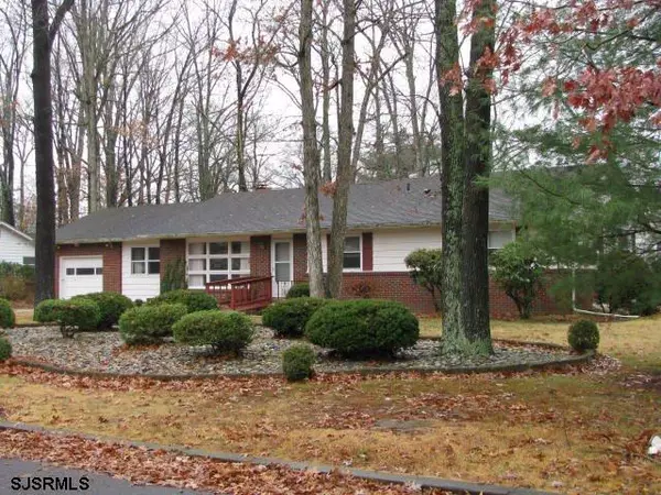 East Vineland, NJ 08361,1128 McCLAIN DRIVE Dr