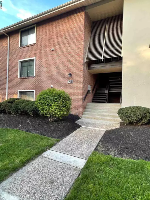 131 Echelon Rd Apt 5, Voorhees Township, NJ 08043