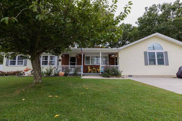 8 Nottingham Street, Egg Harbor Township, NJ 08234