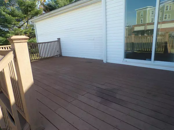 Pomona, NJ 08215,419 S Pomona