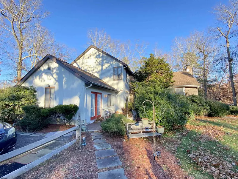 4000 Alexander Dr, Mays Landing, NJ 08330