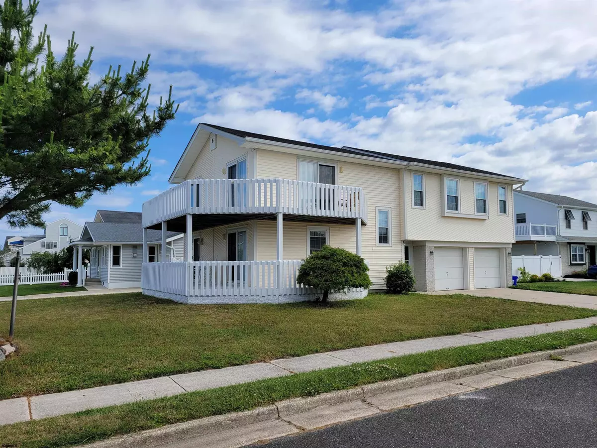 Brigantine, NJ 08203,5 W Ocean Dr