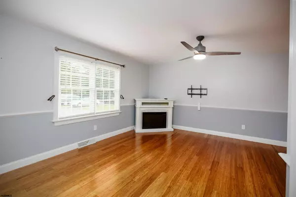 Galloway Township, NJ 08205,640 S 4th Ave