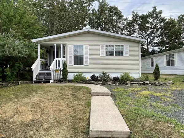 Mays Landing, NJ 08317,67 Hickory Ln