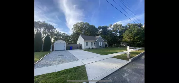 121 Mark Ave, Egg Harbor Township, NJ 08234