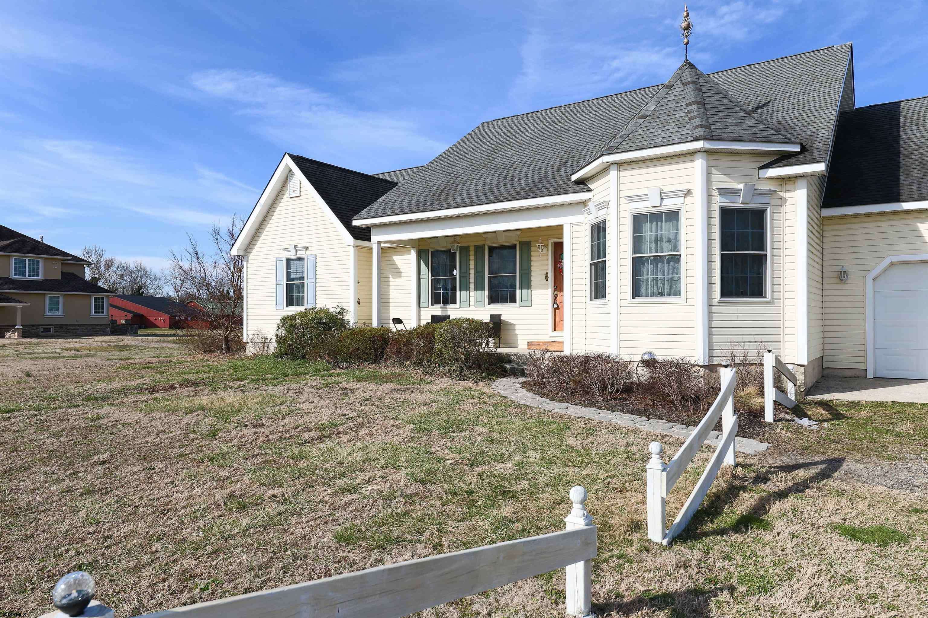 264 Lincoln Ave Ave, Vineland, NJ 08360
