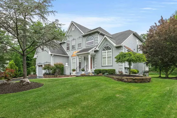3 Mallard Dr, Mount Laurel Township, NJ 08054-3084
