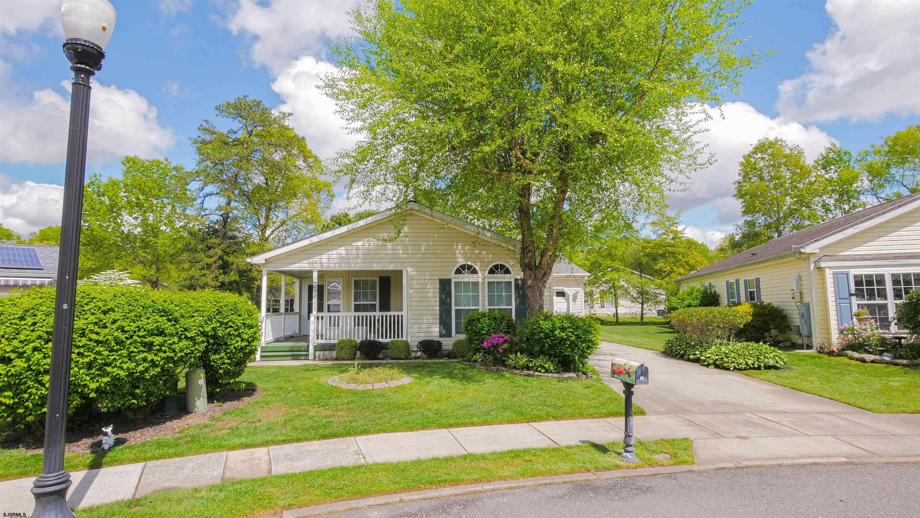 85 Oakmont Dr, Mays Landing, NJ 08330