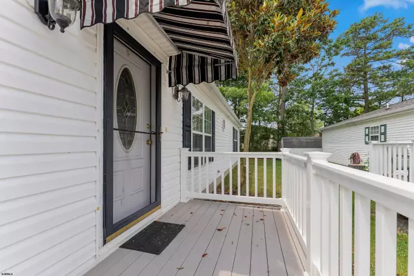 Mays Landing, NJ 08330-3233,2 Sycamore Ln