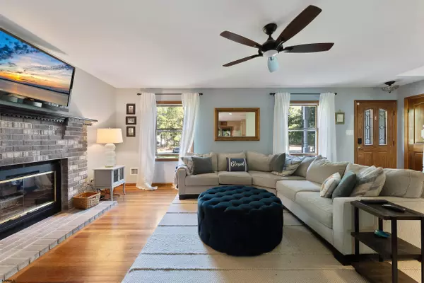 Clermont, NJ 08210,176 S Ravenwood Dr