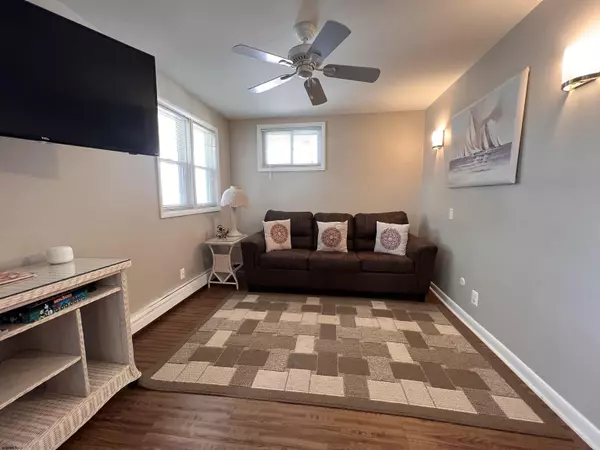 North Wildwood, NJ 08260,1605 Central Ave Ave