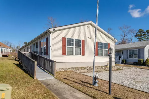 Mays Landing, NJ 08330,8 Pinetree Ln