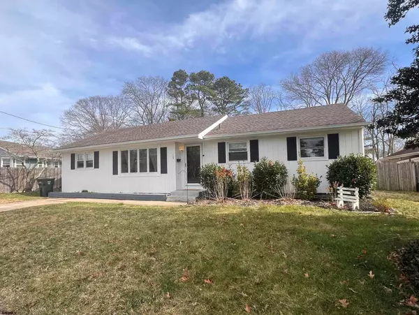 19 Nassau Rd Road, Somers Point, NJ 08244