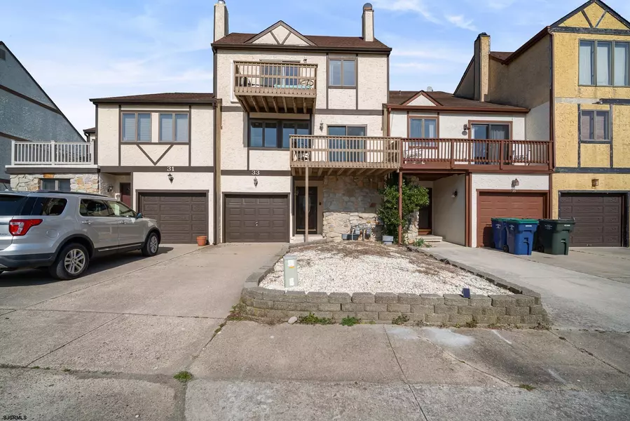33 Beacon Ln, Brigantine, NJ 08203