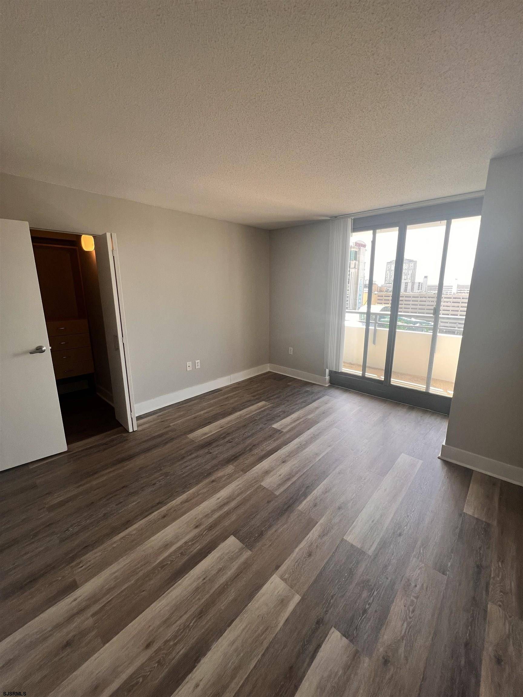 Atlantic City, NJ 08401,526 Pacific Ave #1205