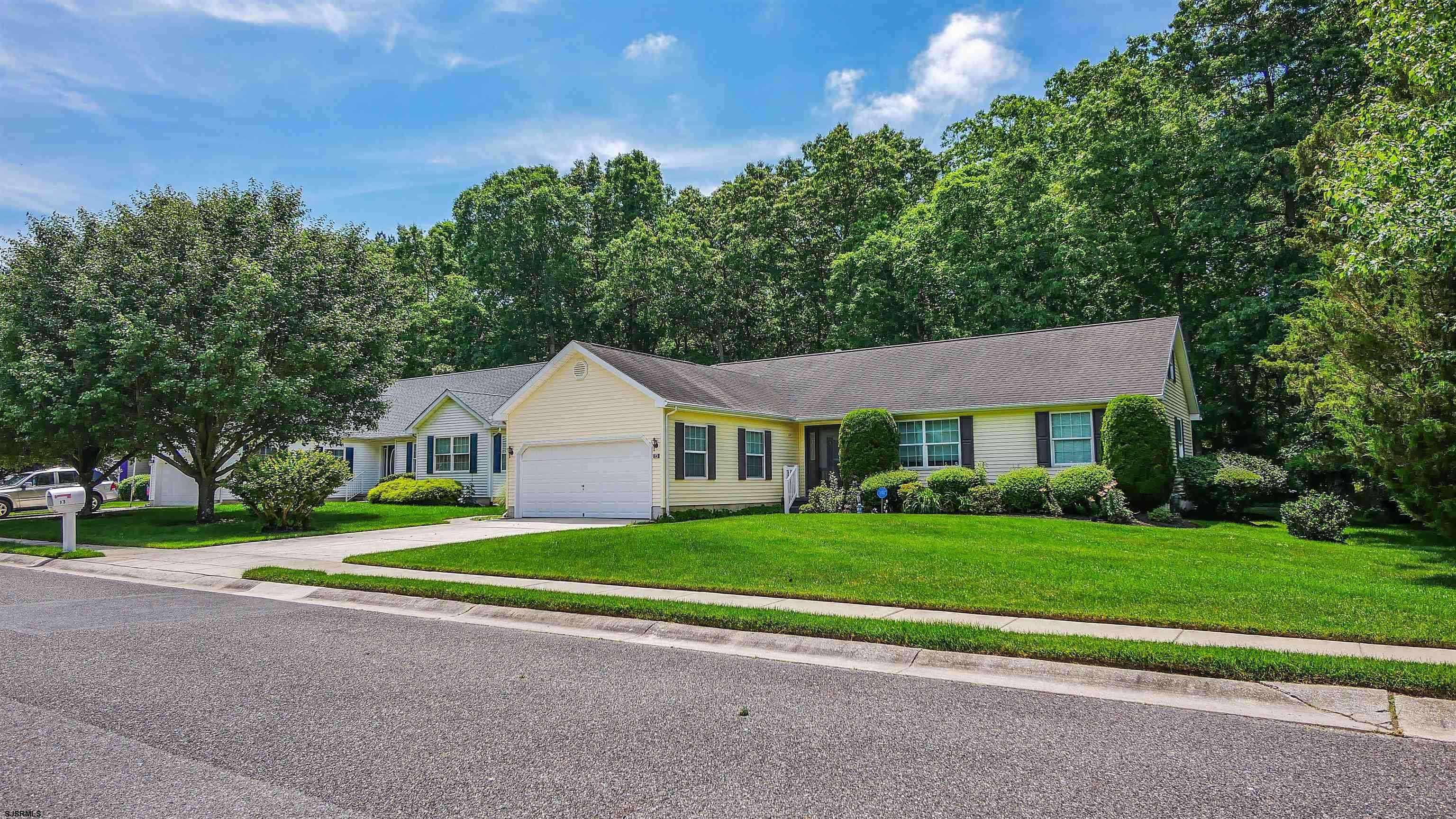 Egg Harbor Township, NJ 08234-1814,13 Carriage House Lane