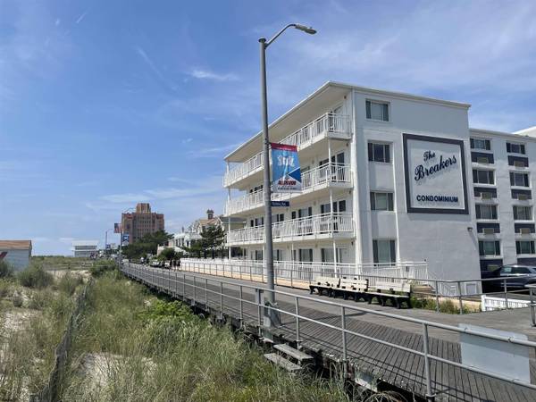 111 S Surrey #107, Ventnor, NJ 08406