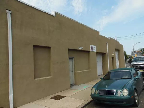 Atlantic City, NJ 08401-0000,807 BALTIC Ave