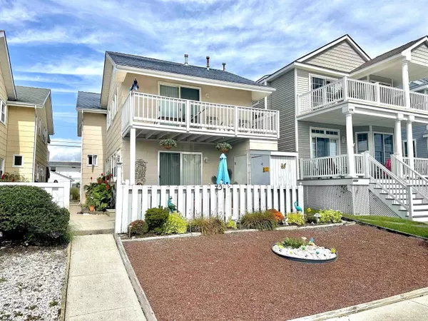 Ocean City, NJ 08226,5522 West Ave #2