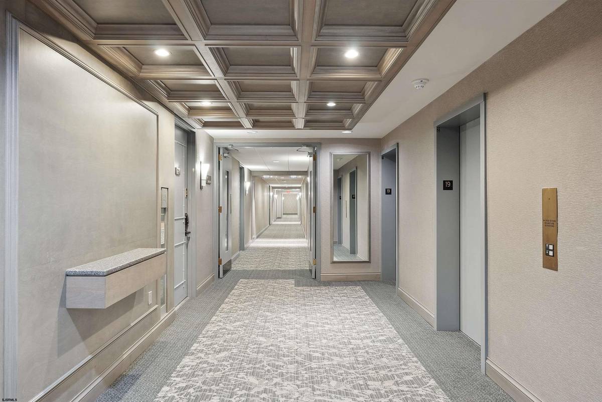 Ventnor, NJ 08406,5000 Boardwalk #1904