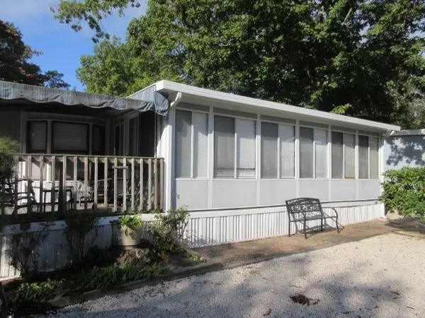 54 Stone Harbor Ave, Dennisville, NJ 08270