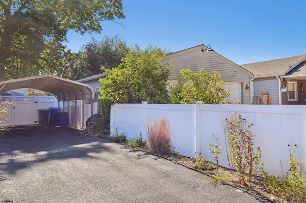 Villas, NJ 08251,118 Carolina Ave Ave