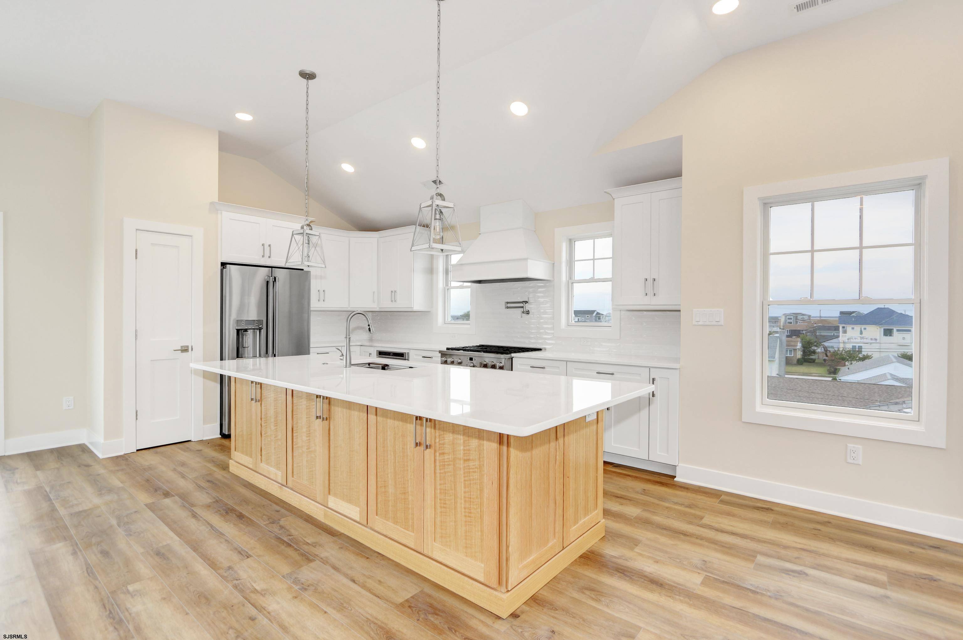 Brigantine, NJ 08203,208 S 24th St S