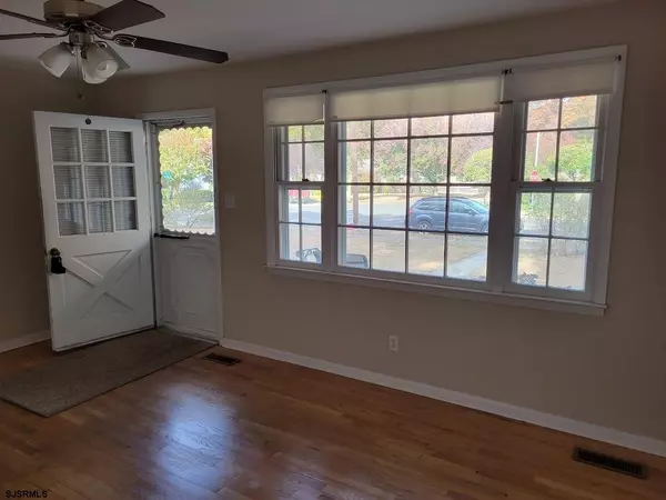 Absecon, NJ 08201,1109 New York Ave Ave