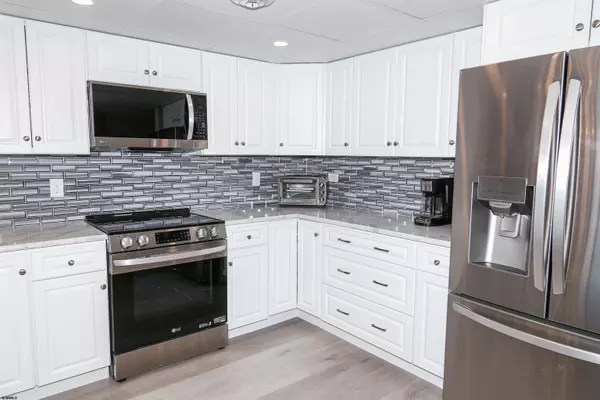 Brigantine, NJ 08203,4540 W Brigantine N408 Ave