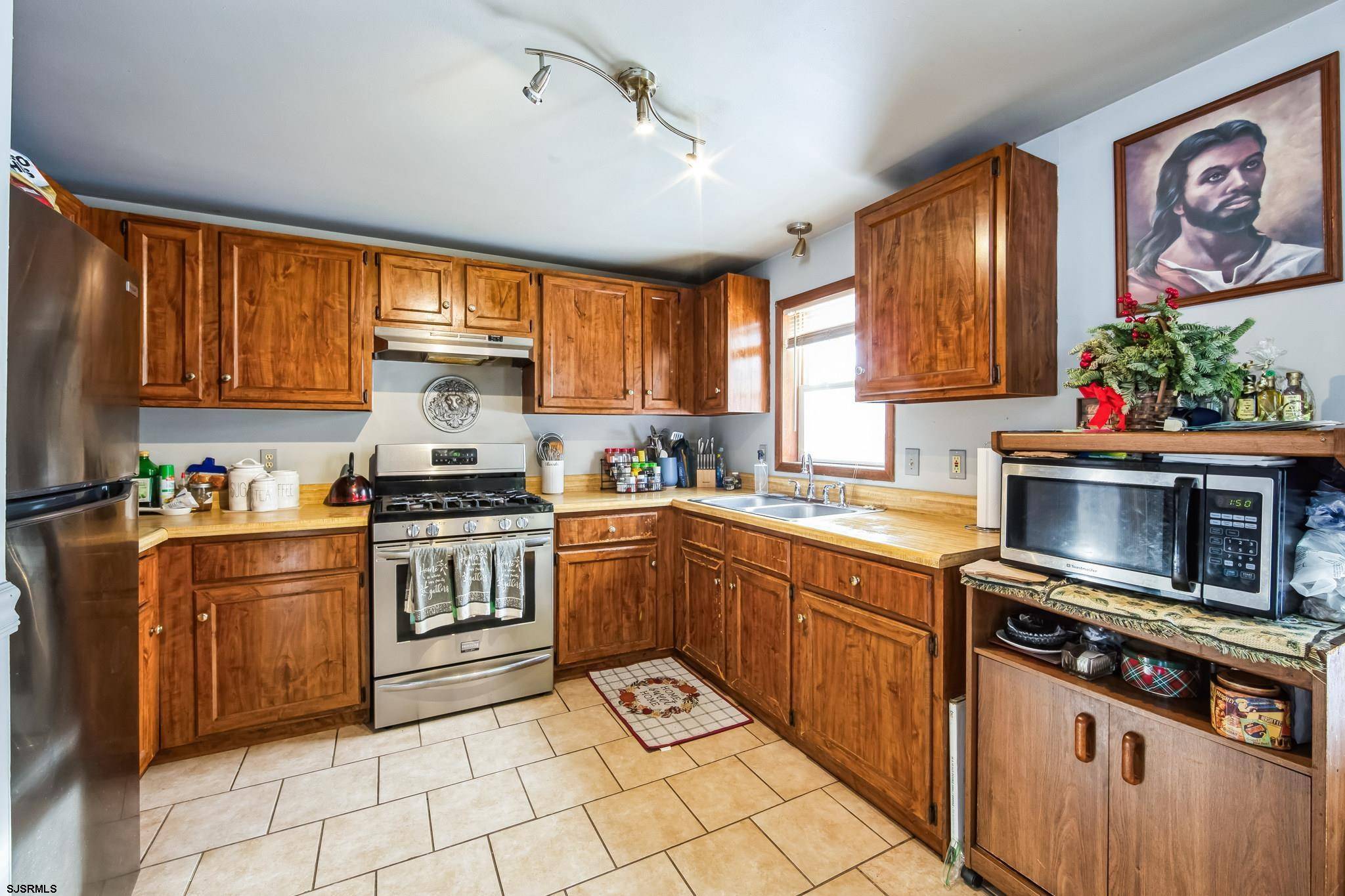 Pleasantville, NJ 08232,807 W Ashland Ave