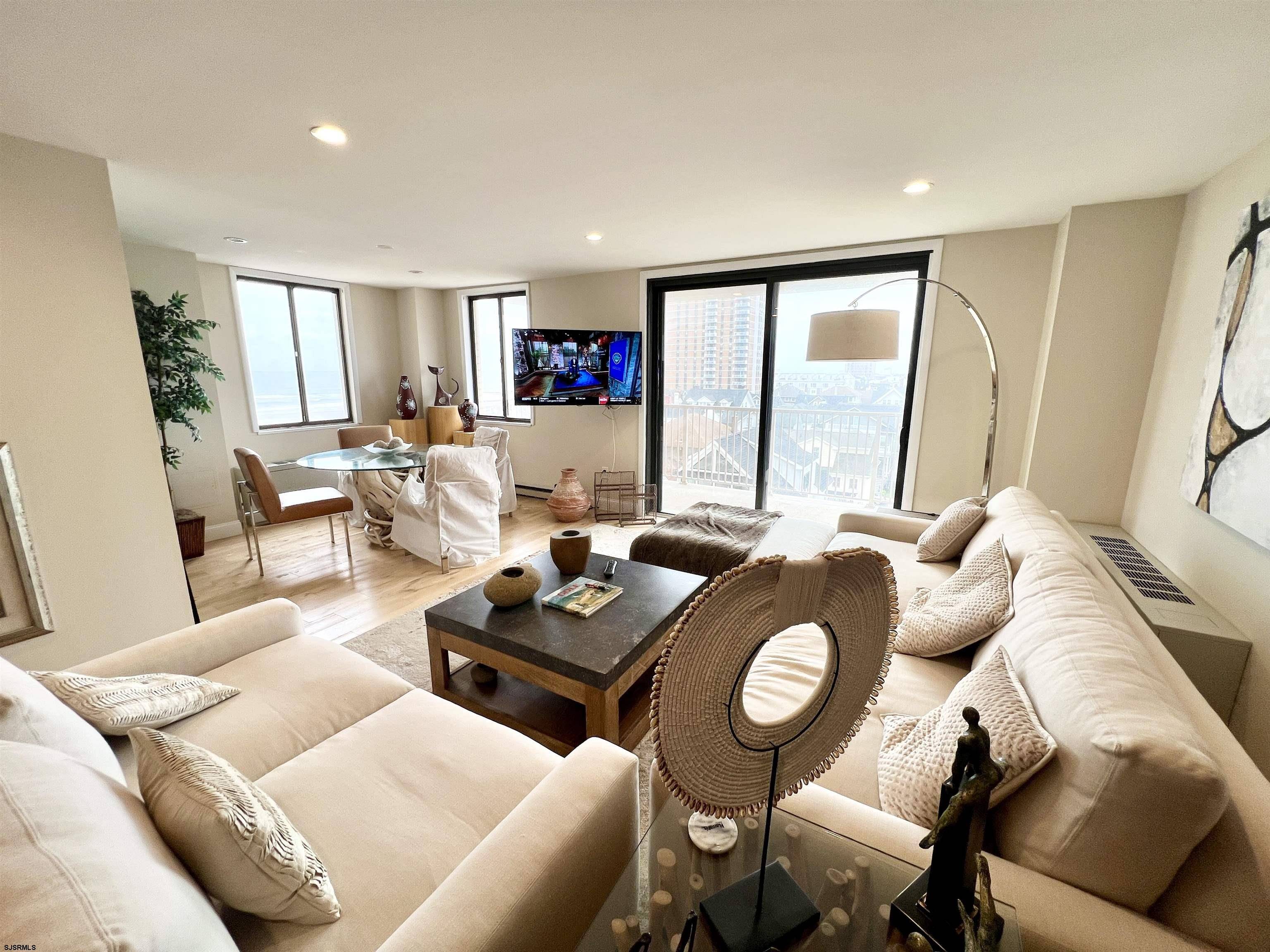 Ventnor, NJ 08406,5000 Boardwalk #404
