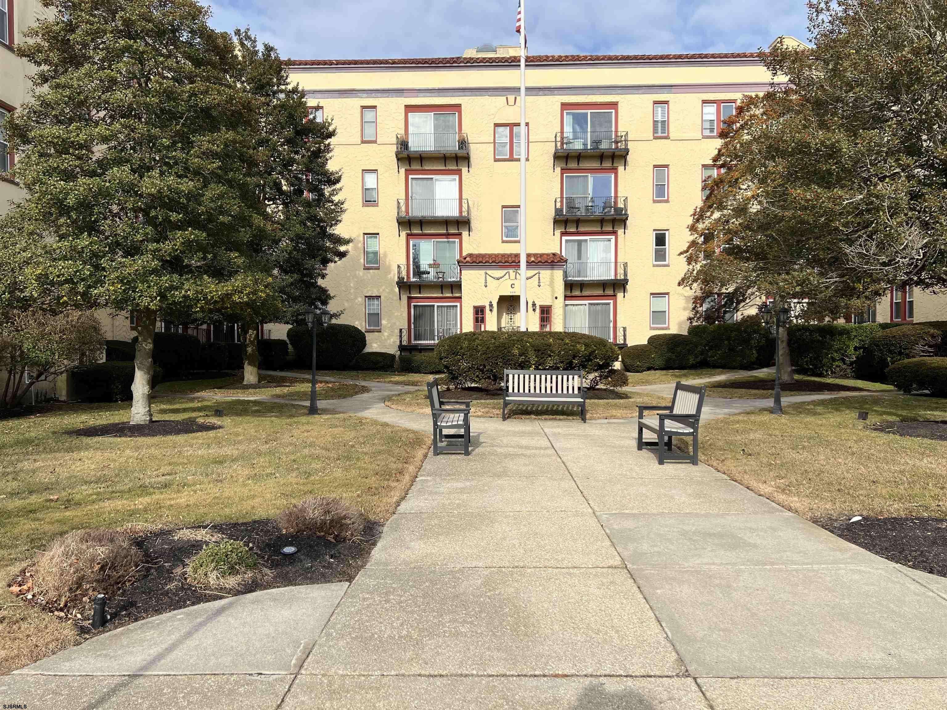 Ocean City, NJ 08226,300 Ocean Ave #B4