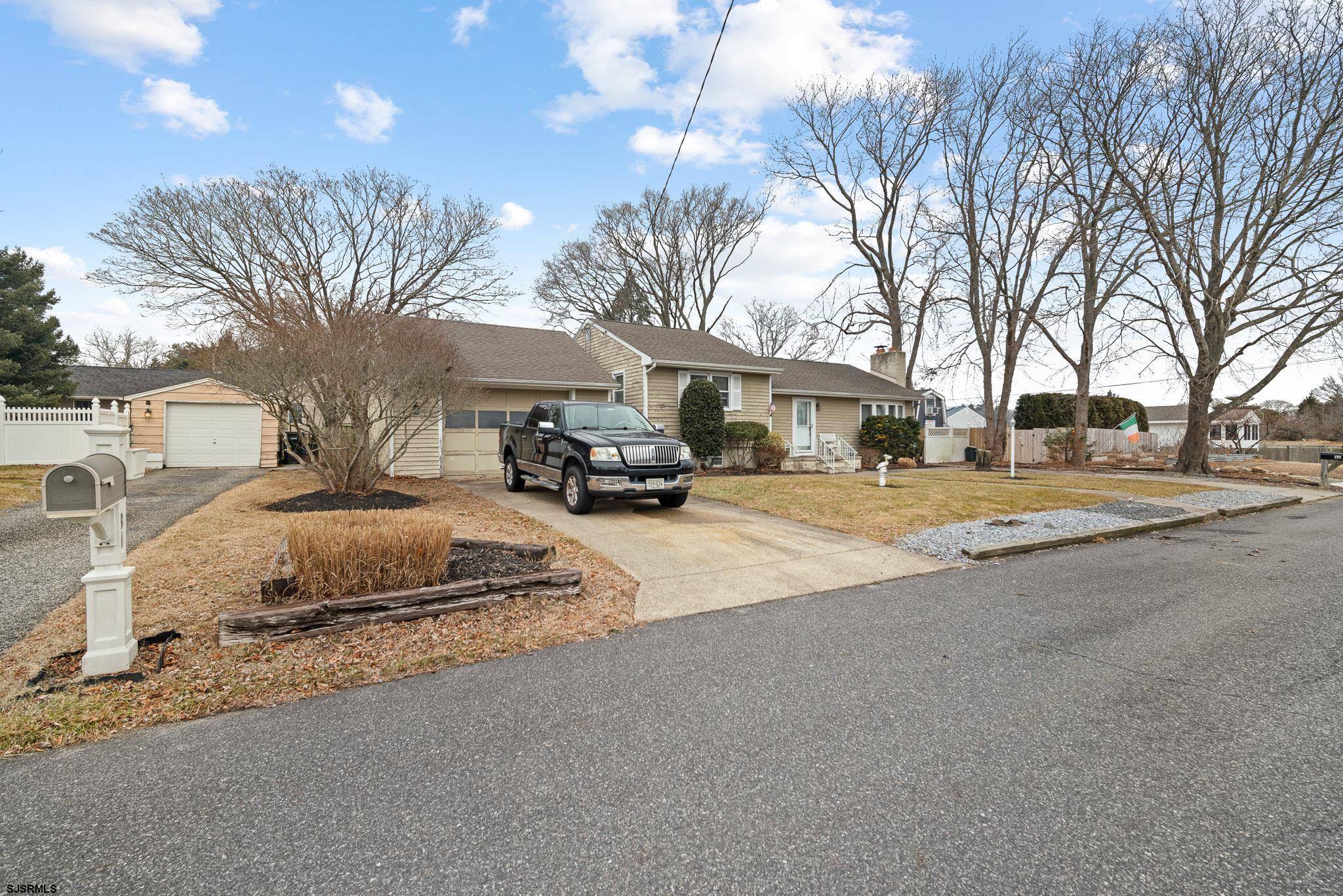Marmora, NJ 08223,38 Stanhope Road