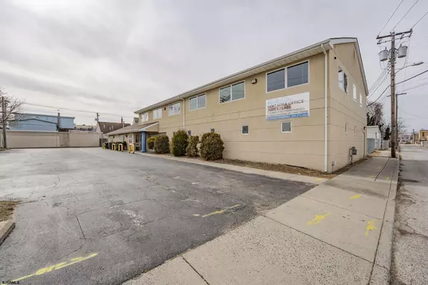Millville, NJ 08332,608-616 N High Street
