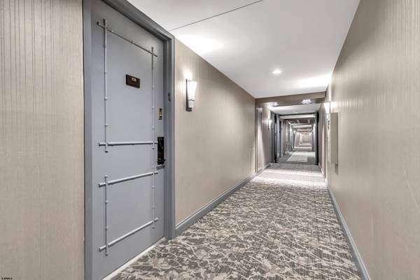 Ventnor, NJ 08406,5000 Boardwalk #108