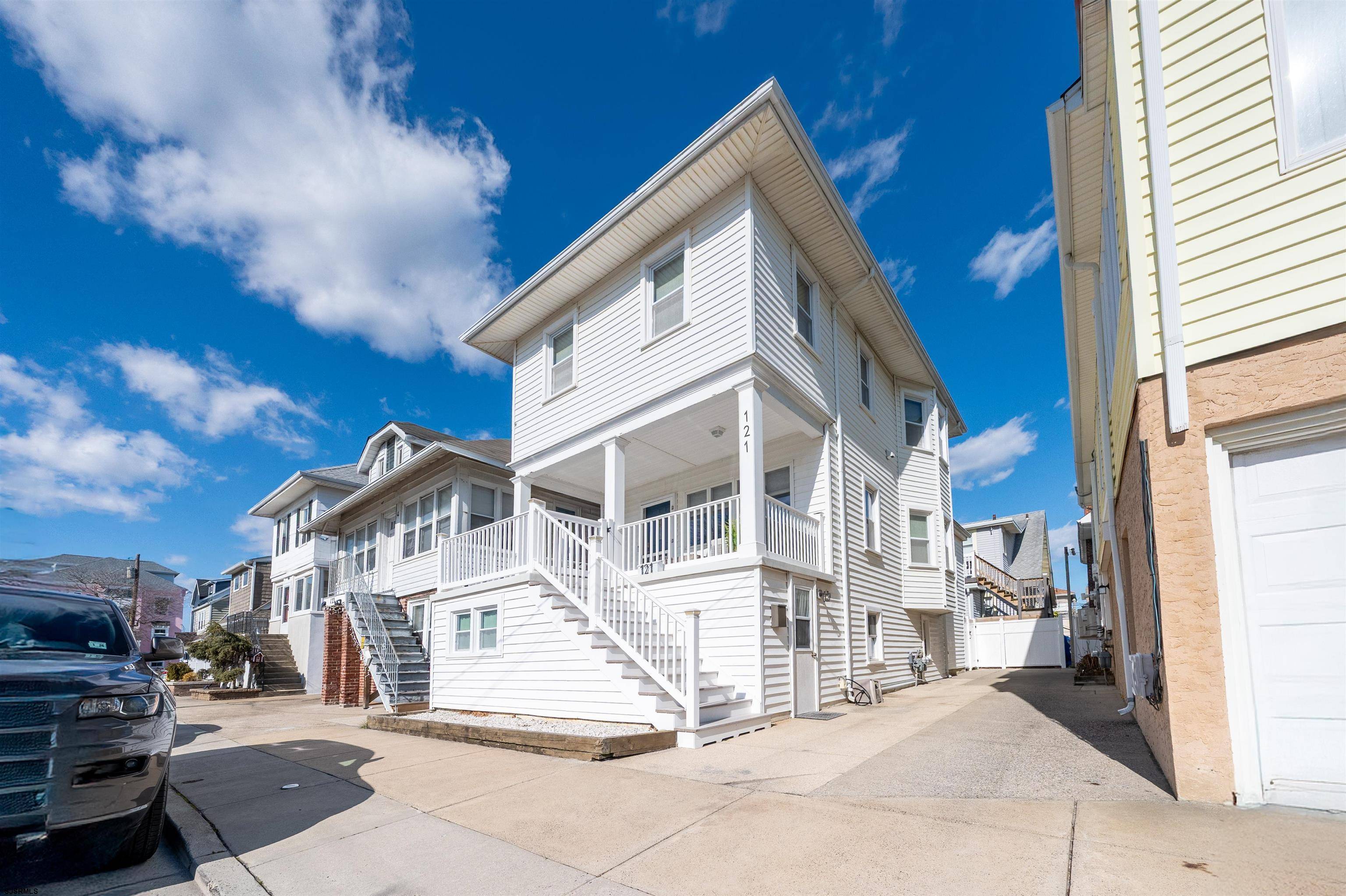 121 N Troy Ave, Ventnor, NJ 08406