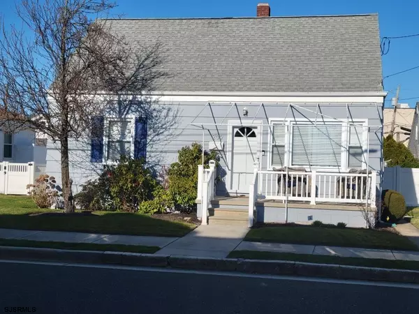 209 N Granville Ave, Margate, NJ 08402