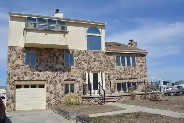 31 Seaview Dr, Egg Harbor Township, NJ 08403