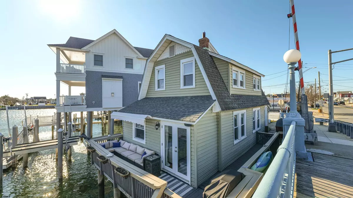 Ventnor, NJ 08406-0299,104 N Derby