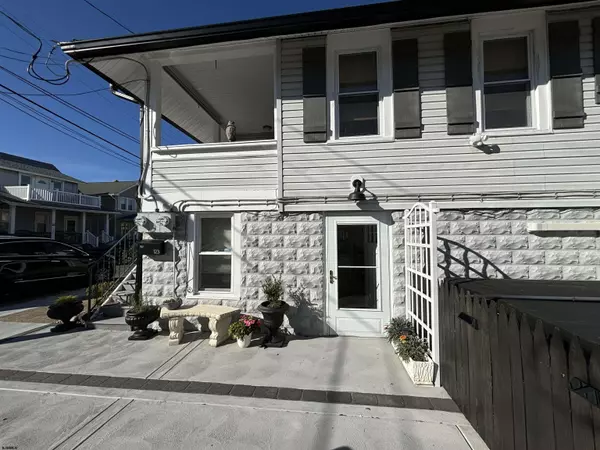 123 N Avolyn Ave, Ventnor, NJ 08406