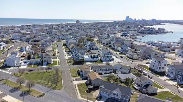 Brigantine, NJ 08203-2432,2 Franklin Pl