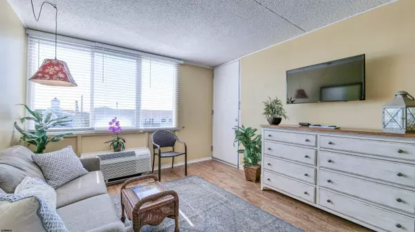 Ocean City, NJ 08226,3408 Haven Ave #301
