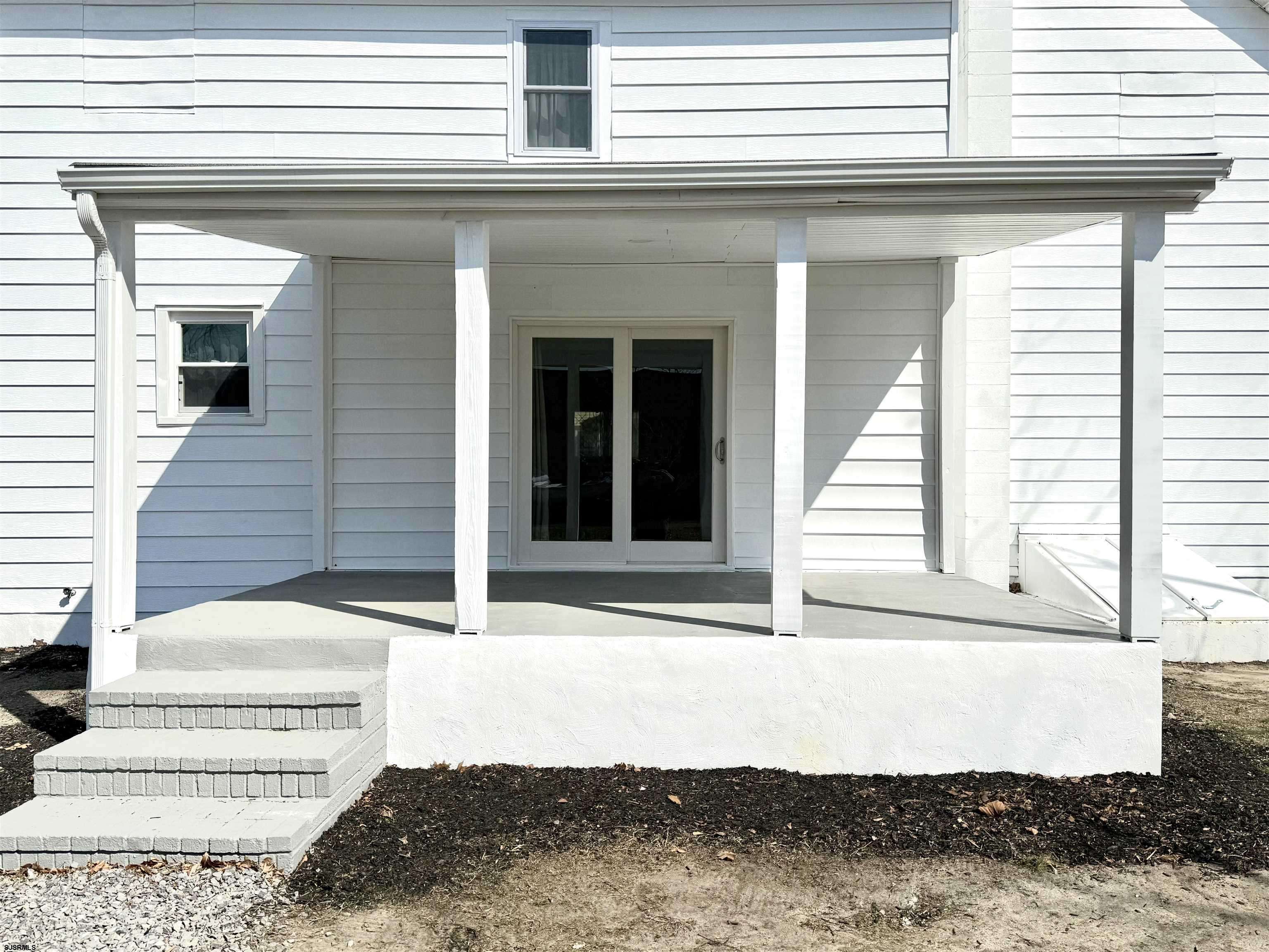 Mays Landing, NJ 08330,211 Hanthorn St